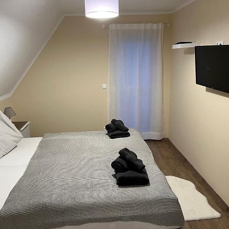 Gemuetliche Wohnung In Velden! Velden am Woerthersee Luaran gambar