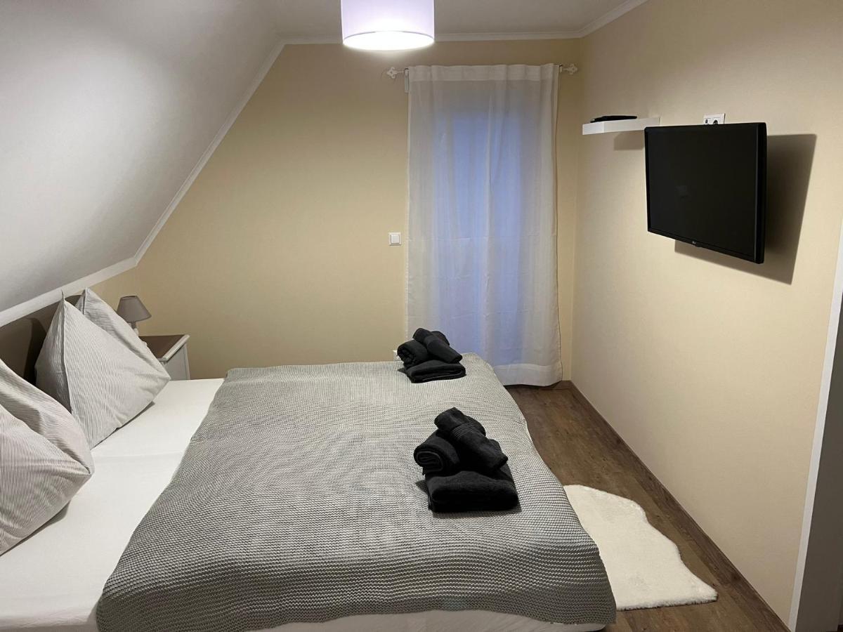 Gemuetliche Wohnung In Velden! Velden am Woerthersee Luaran gambar